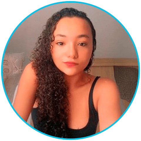 Anna Laura Praxedes dos Santos